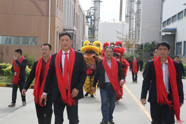 千秋偉業(yè)添錦繡 萬(wàn)里鵬程展宏圖 —— 常青樹(shù)舞獅獻(xiàn)瑞賀新春，歡天喜地迎開(kāi)工！